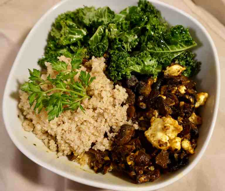 Roasted Mushroom with Kale & Quinoa Bowl