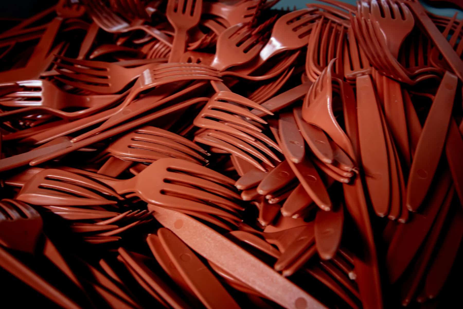 red plastic forks