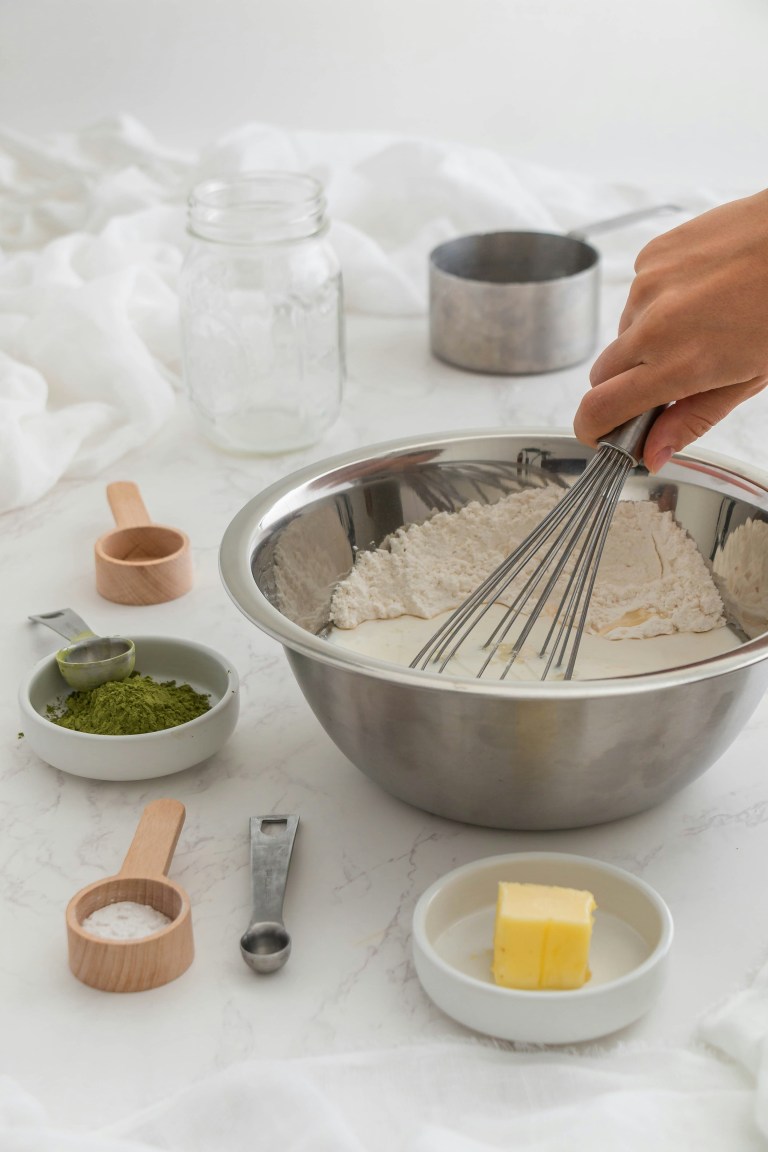 stainless steel mixing bowl: can it go in the oven?